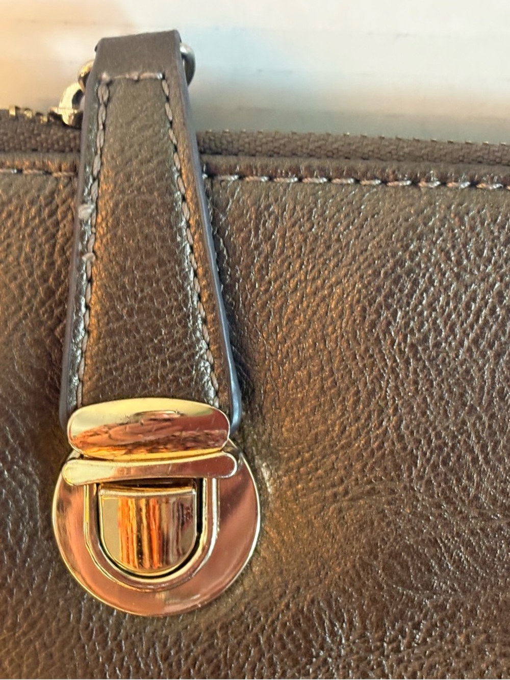 Kate Spade New York Brown Bronze Leather Crossbody Purse Bag Zipper Broken - Picture 2 of 11